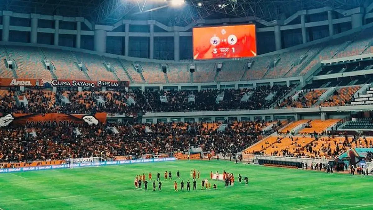 Persija Jakarta rombak skuad besar-besaran, tujuh pemain asing dilepas dan Shin Tae-yong masuk daftar calon pelatih baru.(Gemini AI)