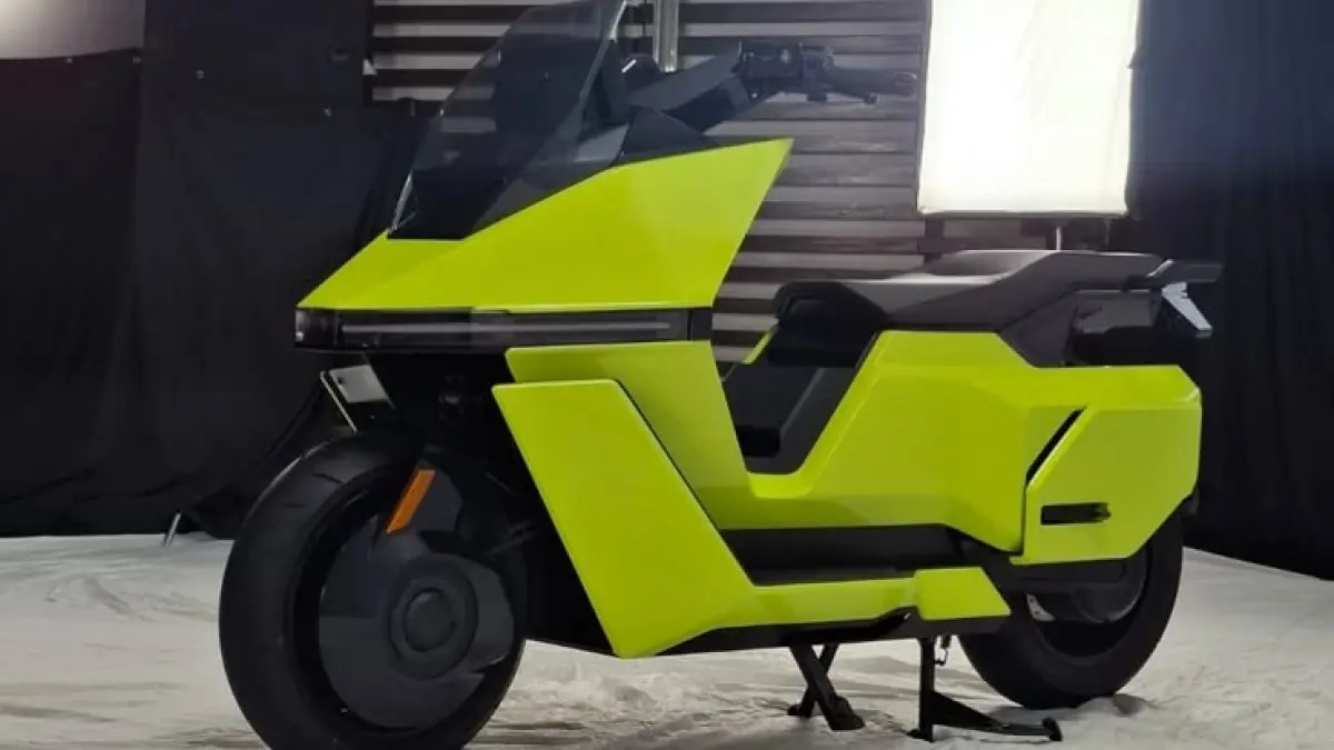 Omo X disebut calon pemenang Motor Listrik Awards 2026 berkat performa, suspensi double wishbone, dan fitur futuristis (Pinterest).