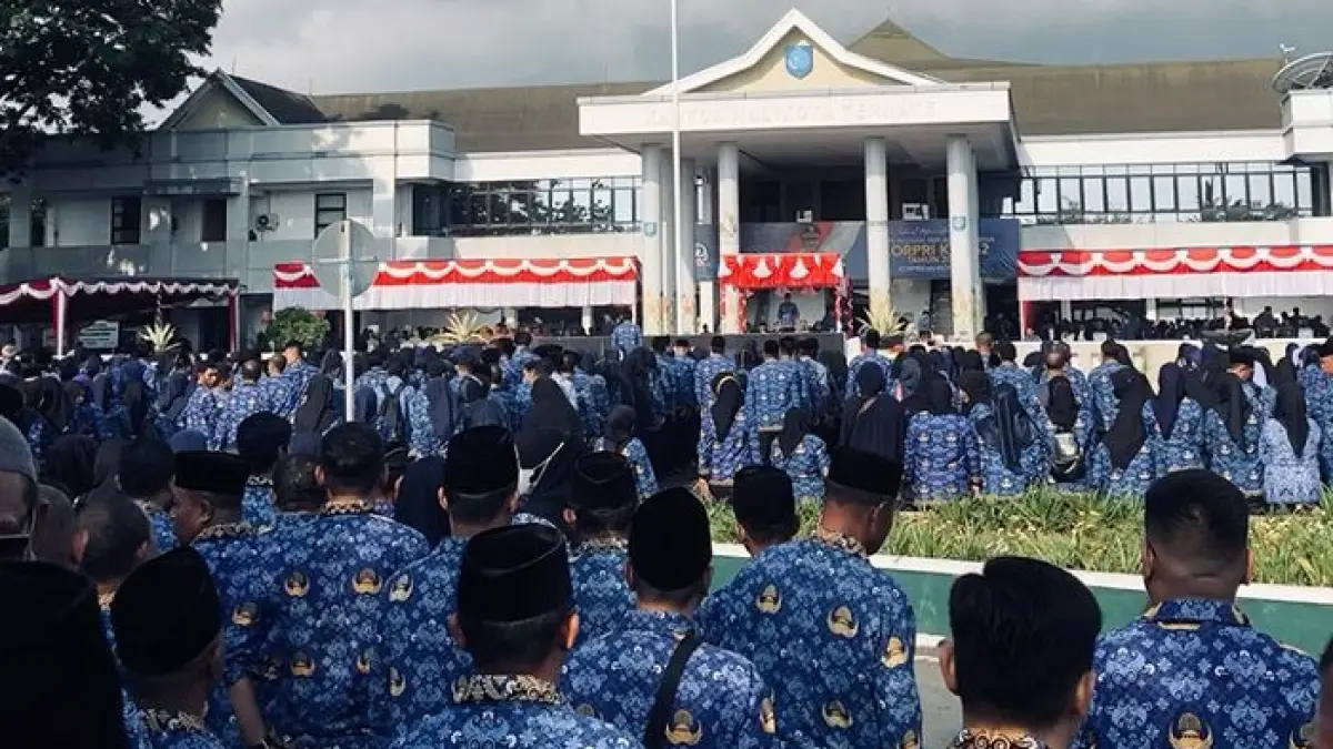Rapelan 6 bulan pensiunan cair Juni 2026 ramai dibahas. PT Taspen akhirnya memberikan klarifikasi resmi dan fakta sebenarnya.(Gemini AI)