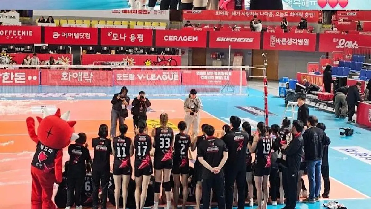 Megawati Hangestri tampil luar biasa dan menjadi kunci kebangkitan Red Sparks lewat deretan smash mematikan di Liga Voli Korea.(pinterest)
