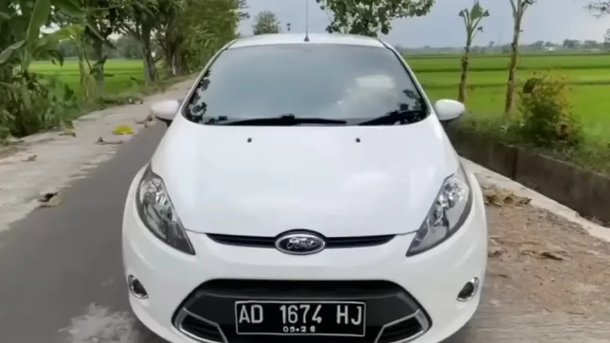 Cari mobil kompak antikandang? Simak 7 rekomendasi Hatchback Terbaik di Bawah 100 Juta yang tawarkan kenyamanan dan performa mumpuni! (PINTEREST)