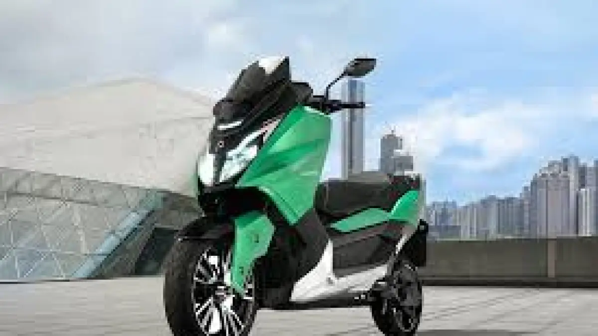 Cari motor listrik flagship 2026? Simak review Polytron Fox 500 dengan performa torsi instan, fitur cruise control canggih, dan desain maxi yang gagah!