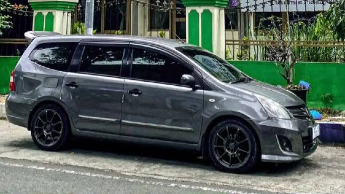 Harga Nissan Grand Livina bekas kini mulai Rp60 jutaan dan masih diminati karena nyaman serta hemat bahan bakar.