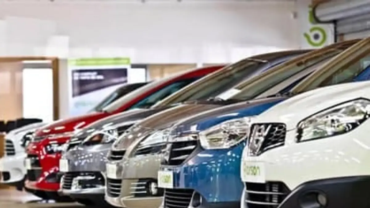 5 mobil bekas Rp50 jutaan paling bandel 2026, spare part melimpah, biaya perawatan murah, cocok untuk harian dan keluarga.(Gemini AI)