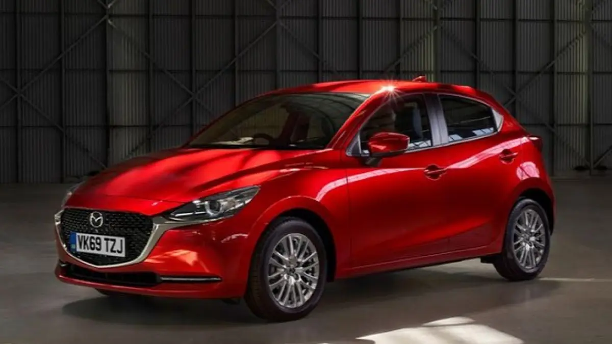 Mazda 2 Facelift 2022 bekas kini dibanderol Rp230 jutaan. Simak kelebihan, kekurangan, dan alasan masih layak dibeli. (Pinterest)