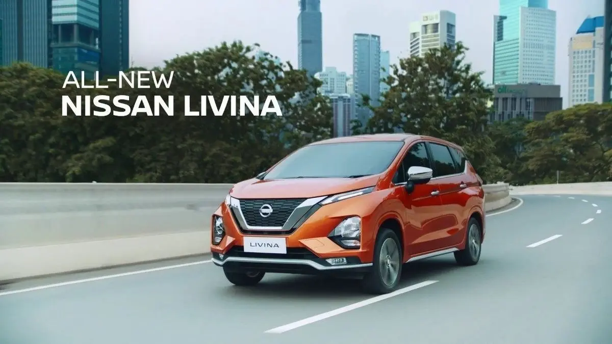 Nissan Grand Livina terbaru kembali jadi sorotan berkat kenyamanan kabin, desain elegan, dan fitur yang masih relevan untuk keluarga.