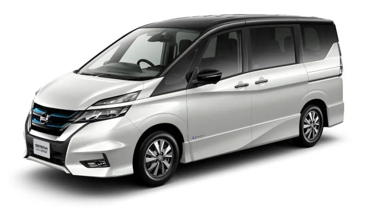 Nissan Serena bekas tetap diminati berkat kabin luas, fitur premium, dan harga mulai Rp100 jutaan. Simak keunggulan sebelum membeli.