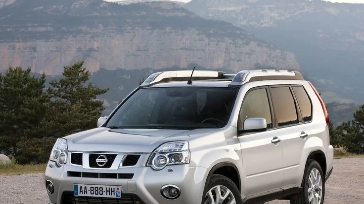 Nissan X-Trail bekas makin diburu karena harga terjangkau, kabin lega, dan mesin tangguh. Simak kelebihan serta tips membelinya.