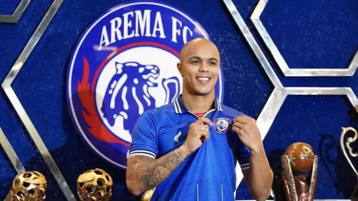 Pemain asing Arema FC menjadi sorotan jelang musim baru. Simak analisis kekuatan skuad Singo Edan dan peluang bersaing musim ini.