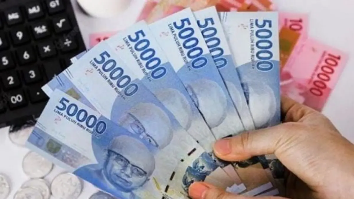 Rapel gaji pensiunan Juli 2026 dikabarkan cair enam bulan sekaligus. Simak klarifikasi resmi PT Taspen dan fakta sebenarnya.(Pinterest)