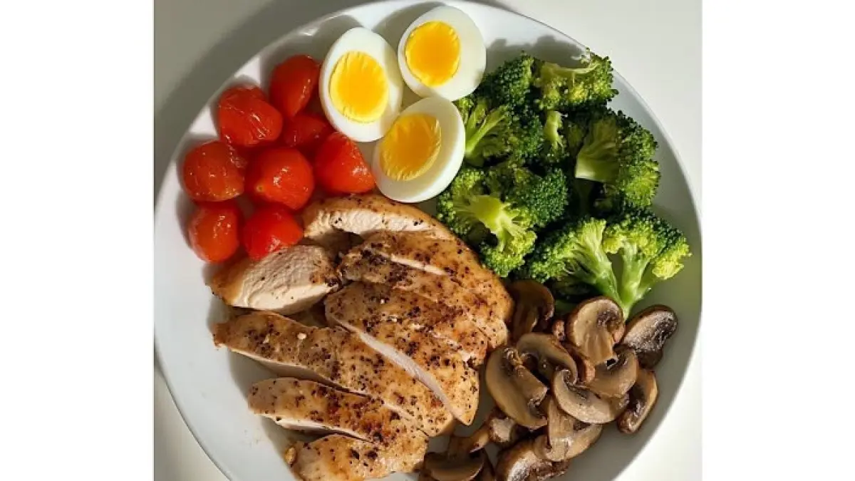 Intermittent fasting dipercaya efektif menurunkan berat badan. Dokter menjelaskan manfaat, cara kerja, risiko, serta siapa yang sebaiknya tidak menjalani diet ini.(pinterest)