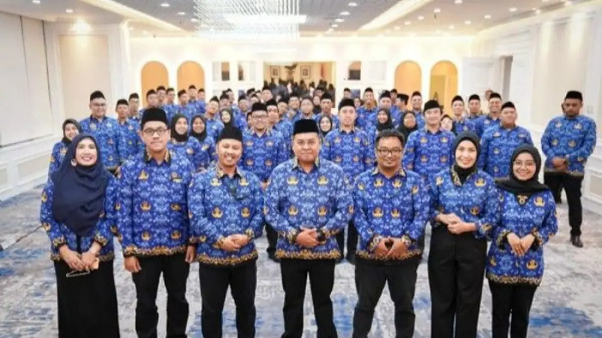 Kenaikan gaji ASN 2026 belum diputuskan. Menkeu Purbaya Yudi Sadewa menunggu evaluasi ekonomi dan penerimaan negara sebelum menetapkan kebijakan.(Pinterest)