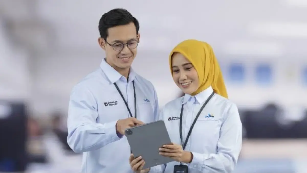 Rapelan gaji pensiunan 2026 kembali viral. Taspen memastikan belum ada regulasi resmi, sementara gaji ke-13 tetap diproses sesuai aturan pemerintah.(pinterest)