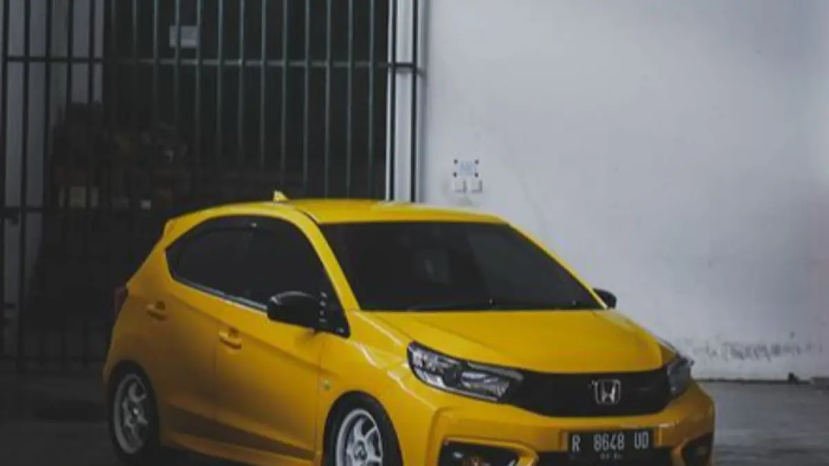 Modifikasi Honda Brio Satya, Honda Brio RS, Head Unit Android 14, Mini Bi-LED ASH4, Rear Diffuser RS (pinterest) 
