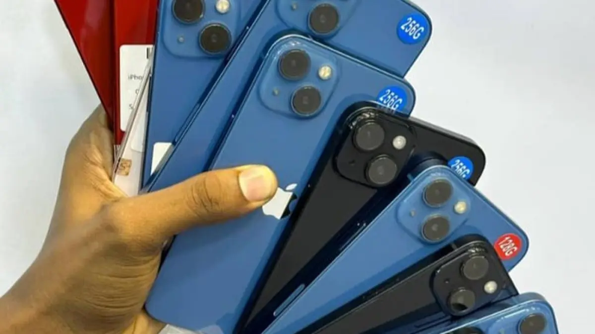Jangan tergiur iPhone 11 Rp1 jutaan. Kenali perbedaan iPhone Simlock dan bypass sebelum membeli agar tidak salah pilih.(Pinterest)