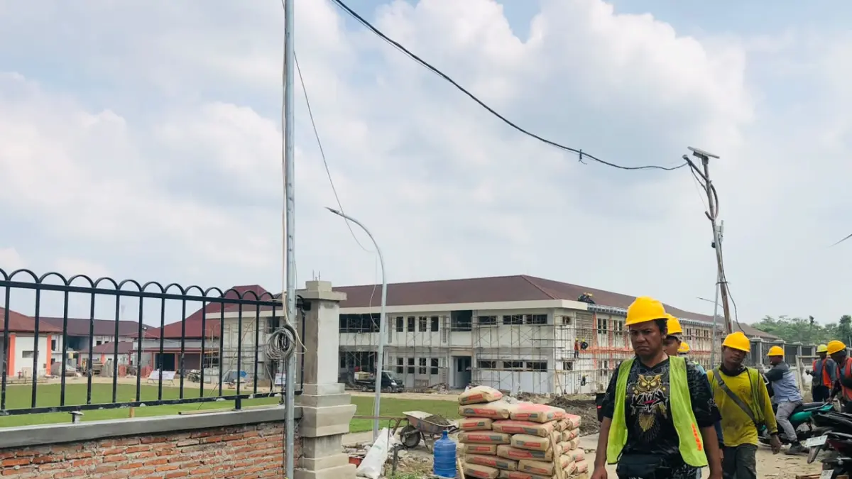 CB TANDOYO/RADAR BLITAR
DIKEBUT: Pembangunan SR di Kota Blitar ditargetkan tuntas pada akhir Juli. 