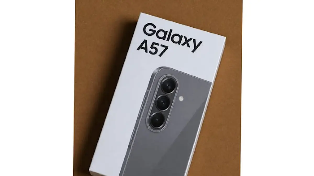 Samsung Galaxy A57 hadir dengan desain lebih tipis, ringan, dan premium. Simak perbandingan spesifikasi Galaxy A57 vs Galaxy A56 serta harga terbarunya.(pinterest)