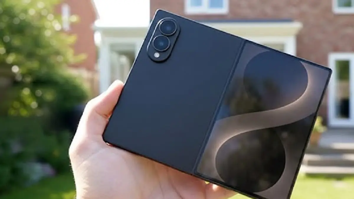 Samsung Galaxy Z Fold 8 siap meluncur 22 Juli dengan desain lebih lebar, Snapdragon 8 Elite Gen 5, kamera 50 MP, Galaxy AI, dan harga lebih murah.(pinterest)