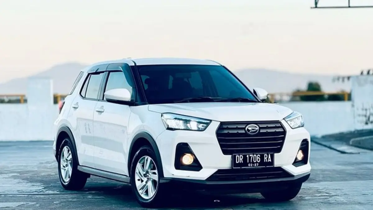 Daihatsu Rocky Hybrid 2026 dibanderol Rp299 jutaan dengan teknologi strong hybrid, irit hingga 35,3 km/l dan fitur lengkap. Simak ulasannya. (Pinterest) 