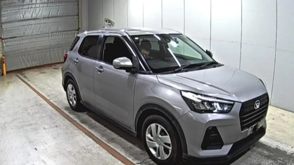 Daihatsu Rocky Hybrid menjadi SUV hybrid Rp299 jutaan yang irit, bertenaga, dan kaya fitur. Simak kelebihan, kekurangan, serta alasan layak dibeli. (Pinterest) 