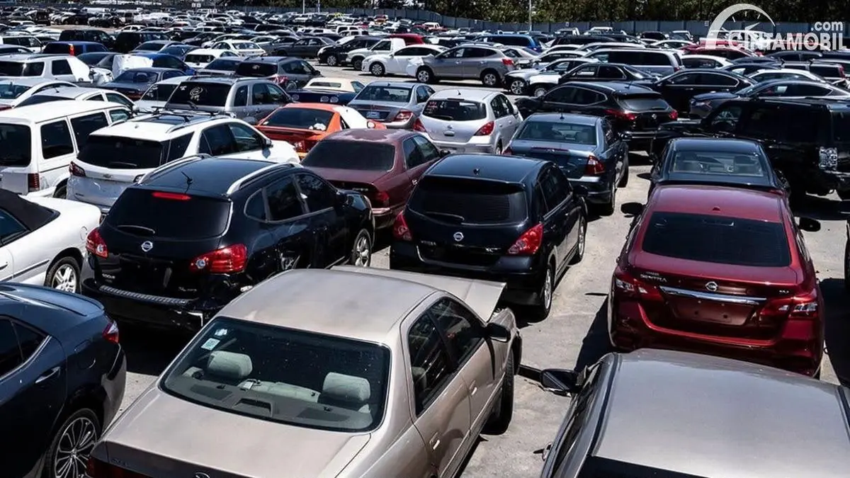 Mobil bekas Bogor menawarkan BMW 320i KM 28 ribu, Yaris TRD, Alphard hingga CR-V dengan inspeksi ketat dan harga kompetitif.(pinterest)