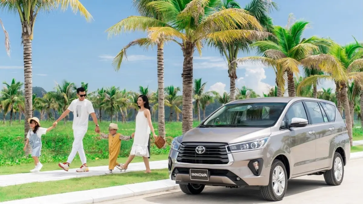 Mobil paling irit di Indonesia 2026, dari Honda Brio, Toyota Agya, Ertiga Hybrid hingga Innova Zenix Hybrid. Simak daftar lengkapnya.(pinterest)