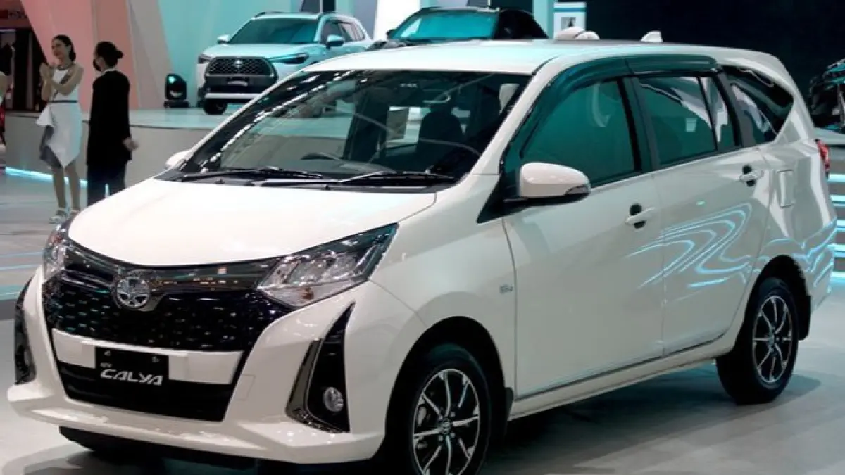 Toyota Calya menjadi LCGC terlaris di Indonesia berkat harga terjangkau, DP mulai Rp5 juta, irit BBM, kabin 7 penumpang, dan perawatan mudah. (Pinterest) 