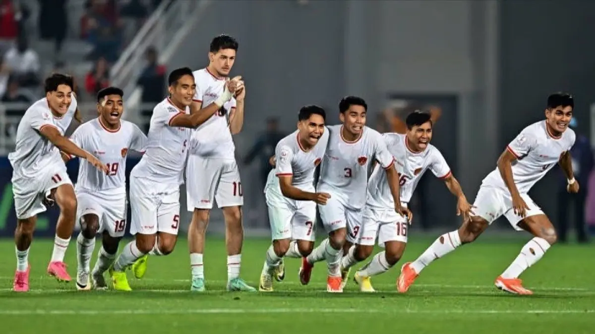 Kim Sang Sik pantau Timnas Indonesia di GBK menjadi sorotan. Kehadirannya memicu spekulasi soal pemantauan strategi Garuda jelang Piala AFF.(pinterest)