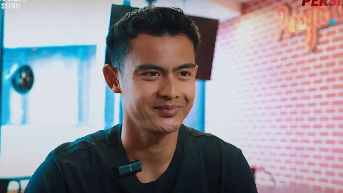 Pratama Arhan resmi merapat ke Persija Jakarta terbaru! Siap reuni emas bersama Rizki Ridho dan Witan Sulaeman demi target juara Liga 1 musim ini. (SC YOUTUBE)