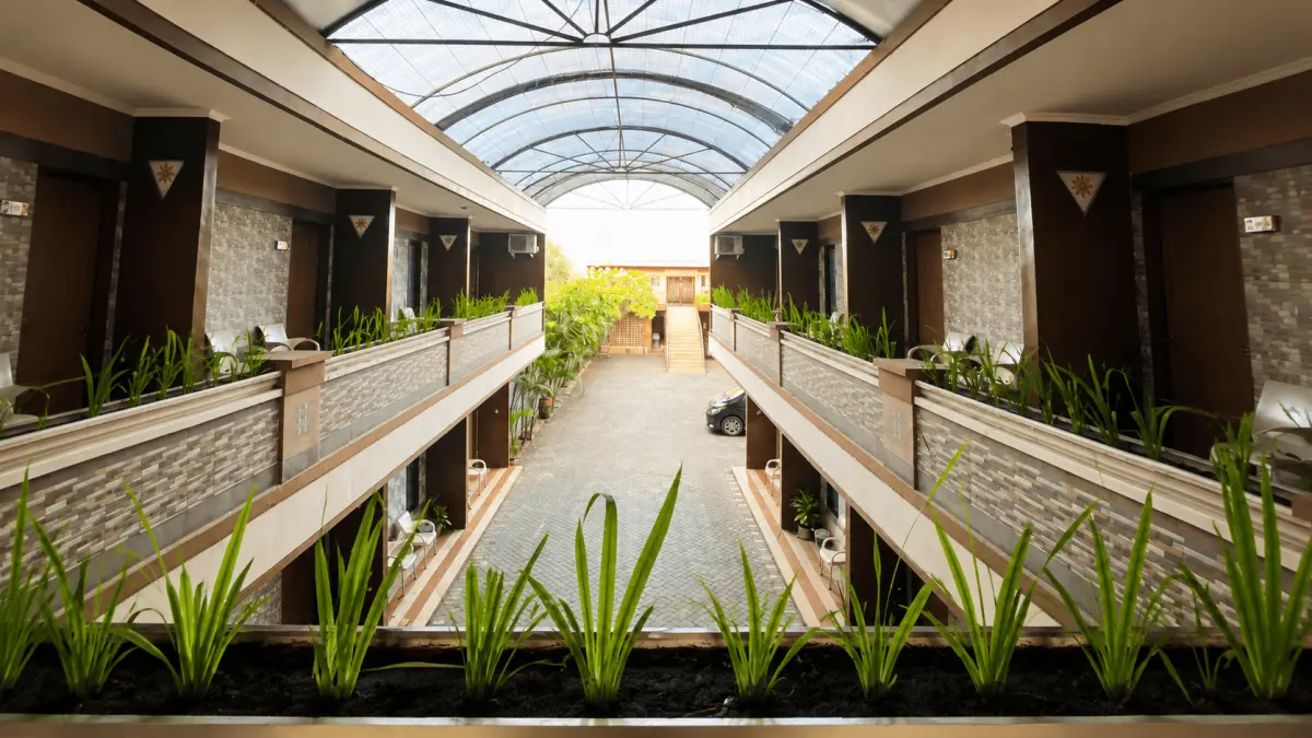 CECIL/RADAR BLITAR
Patria Family Hotel menghadirkan kamar dengan berbagai tipe yang bisa disesuaikan dengan budget.