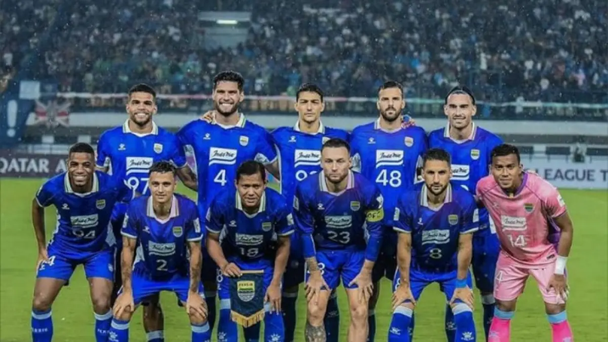 Intip skuad mewah Persib Bandung terbaru 2026 di bawah pelatih Igor Tolik. Bertabur bintang asing dan keturunan seperti Sandy Walsh & Tom Haye, siap juara! (PINTEREST)