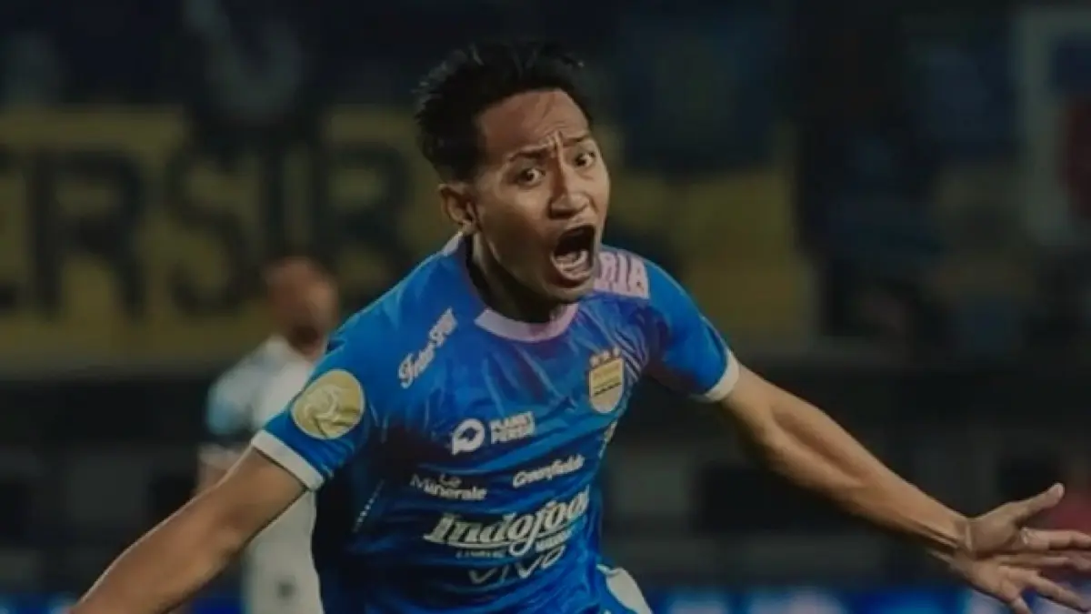 Mengintip rumor transfer Persib 2026 terbaru! Persib Bandung siapkan skuad mewah bertabur bintang asing demi target juara di kancah Asia. Cek daftar lengkapnya! (PINTEREST)
