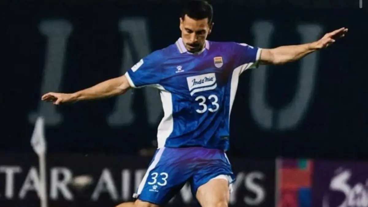 Simak update Persib Bandung terbaru mengenai kemegahan acara peluncuran Mariano Peralta di GBLA yang dihadiri puluhan ribu Bobotoh setia. (PINTEREST)