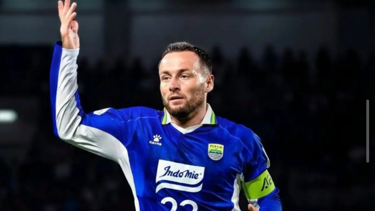 Sorotan tajam rumor transfer Persib 2026! Manajemen Maung Bandung sukses boyong Mariano Peralta, penyerang sayap mematikan asal Argentina. (PINTEREST)