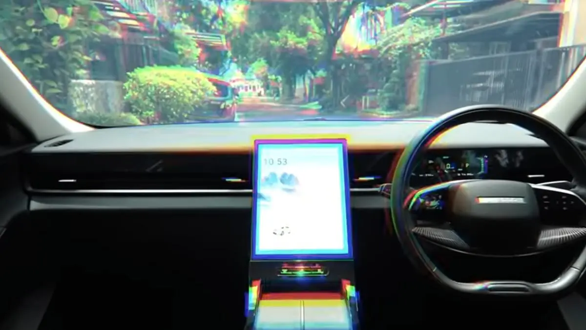 Mobil listrik murah semakin banyak pilihan. Simak perbandingan BYD Atto 1 Premium, Geely EX5 Max, dan JAC J5 EV dari harga, fitur, hingga performa.(ScYoutube)
