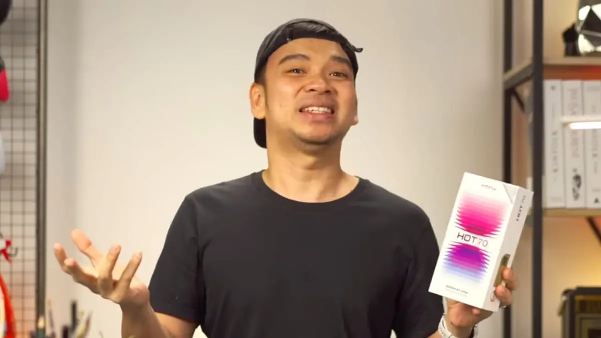 Review Infinix Hot 70 mengungkap kamera yang mengejutkan di kelas Rp2 jutaan. Namun, kualitas layar masih menjadi kelemahan utamanya.(ScYoutube)