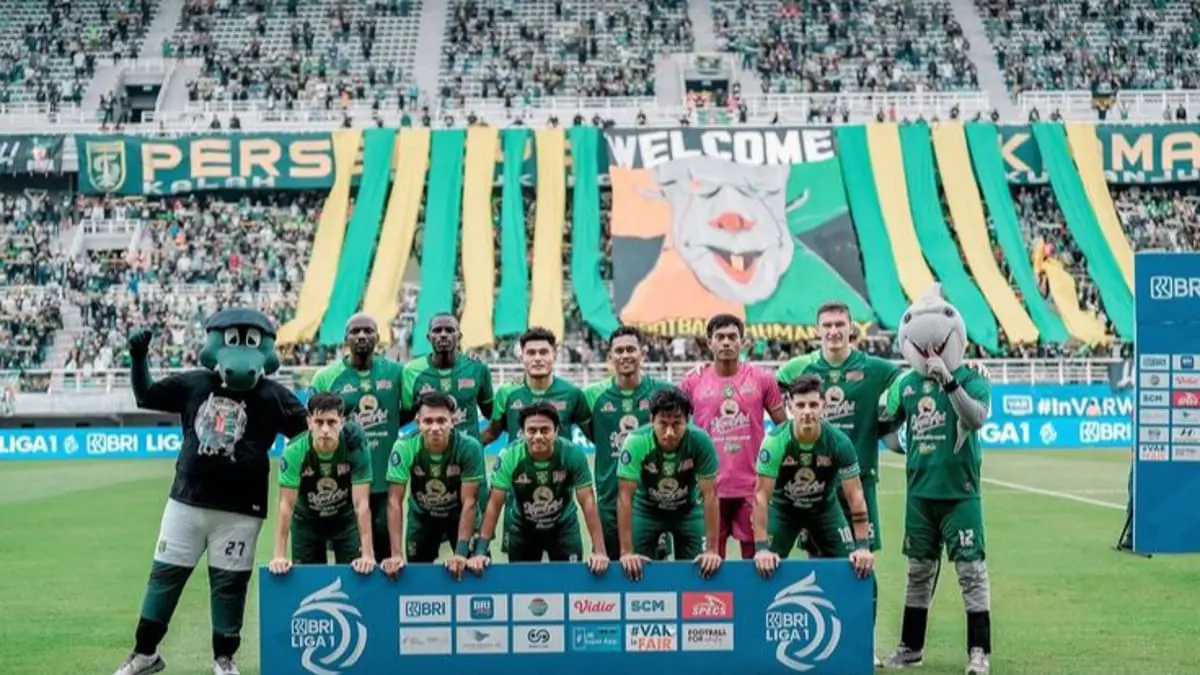 Exel Runtukahu mencetak dua gol saat Persija mengalahkan Persebaya 3-0. Alan turut menyumbang gol lewat eksekusi penalti(Pinterest)