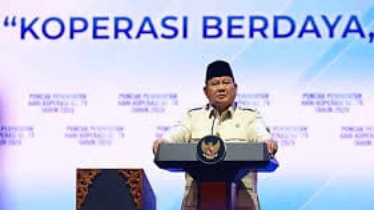 Presiden Prabowo Subianto menyampaikan pidato pada peringatan Hari Koperasi ke-79 Tahun 2026 di Jakarta. Dalam kesempatan itu, Prabowo menyatakan Indonesia telah mencapai swasembada pangan, menghentikan impor solar melalui program B50, serta terus mengembangkan energi berbasis komoditas pertanian nasional.