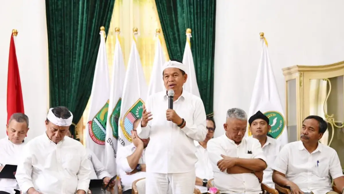 Gubernur Jawa Barat Dedi Mulyadi memaparkan strategi meningkatkan pendapatan daerah melalui optimalisasi aset, evaluasi BUMD, dan negosiasi dana dengan pemerintah pusat.