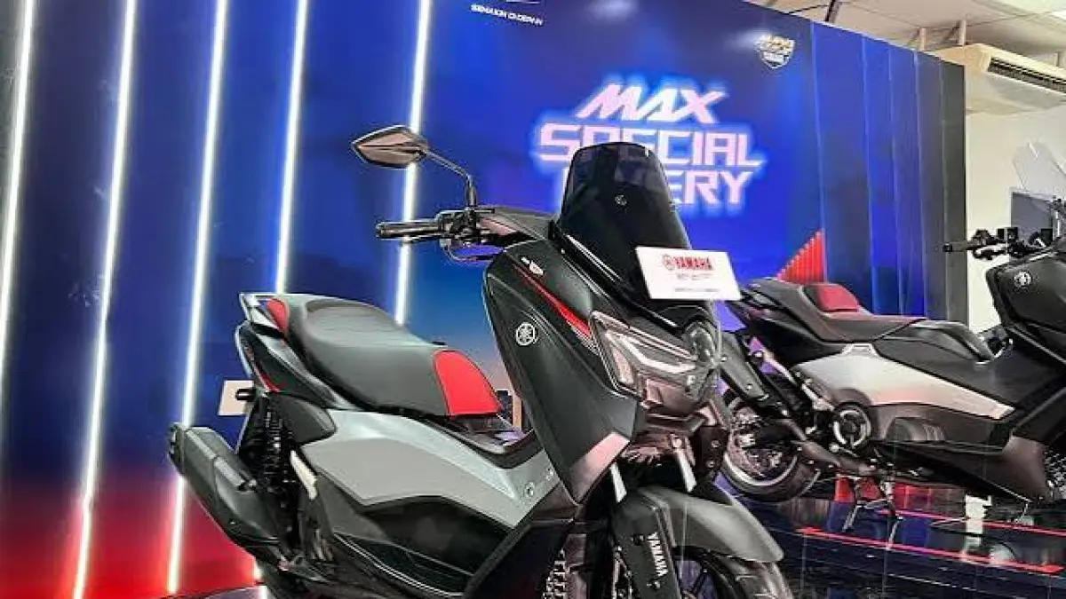 Yamaha NMAX Turbo 2026 menawarkan teknologi YECVT, mesin Blue Core VVA 155 cc, serta fitur premium yang mendukung kenyamanan berkendara harian maupun touring jarak jauh.