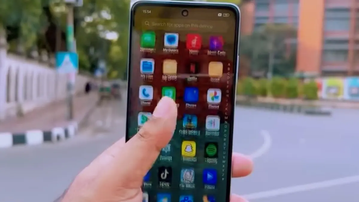 Cari HP 2 jutaan anti lag untuk Gojek dan Grab? Ini 8 rekomendasi ponsel terbaik dengan baterai monster, GPS akurat, dan bodi tangguh tahan banting. (SC YOUTUBE)