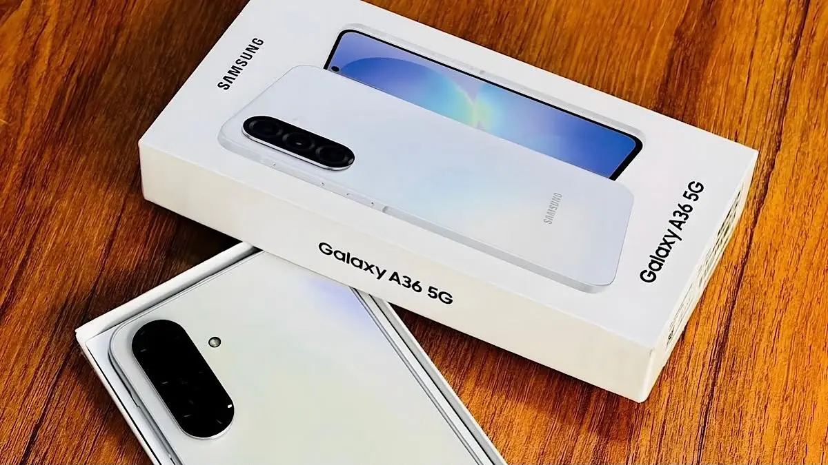 Review komparasi Samsung A36 vs Galaxy A55 dan Galaxy A56. Simak perbandingan performa Snapdragon 6 Gen 3, memori UFS 3.1, kamera, serta update One UI 7.(pinterest)