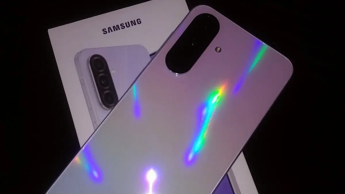 Review komparasi Samsung A56 vs Galaxy A36 terbaru. Simak perbedaan performa Exynos 1580, kecepatan memori UFS 3.1, kualitas kamera, dan fitur AI.(pinterest)
