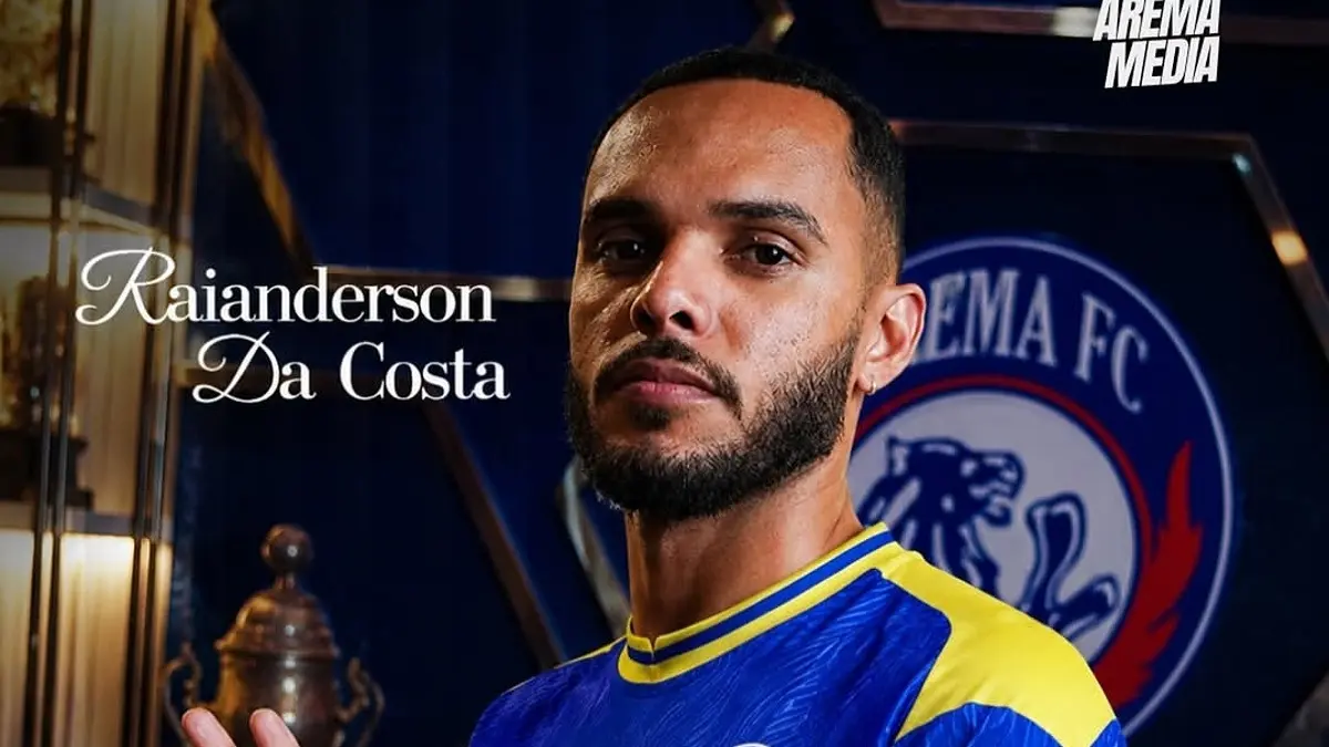 Rumor Arema FC memanas jelang Piala Presiden 2026. Singo Edan tebus Dewangga dari Persib dan incar Kurzawa untuk lengkapi skuad mewah. (SC INSTAGRAM)