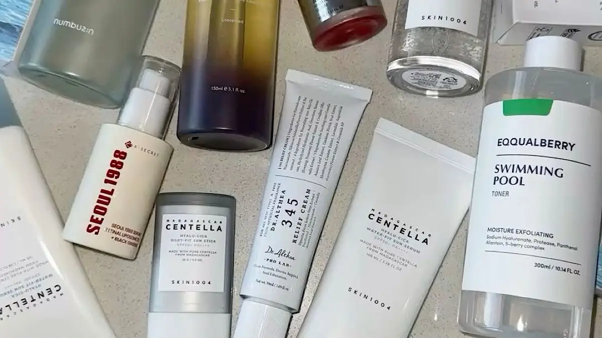 Cek rekomendasi skincare glowing 2026 terbaik! Temukan produk pelembab skin barrier, serum pencerah, hingga sunscreen favorit agar kulit cerah dan sehat.(pinterest)