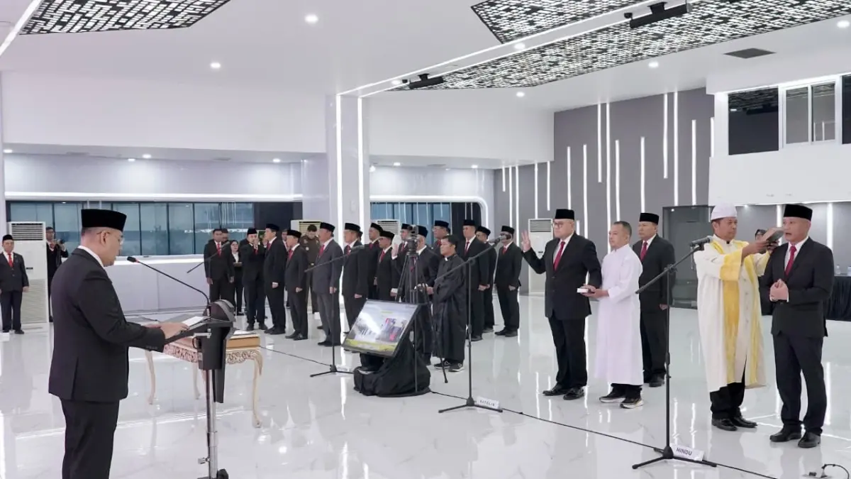 Lantik 78 Pejabat Struktural, Wamen Ossy: Rotasi dan Promosi Jabatan Bentuk Birokrat yang Adaptif