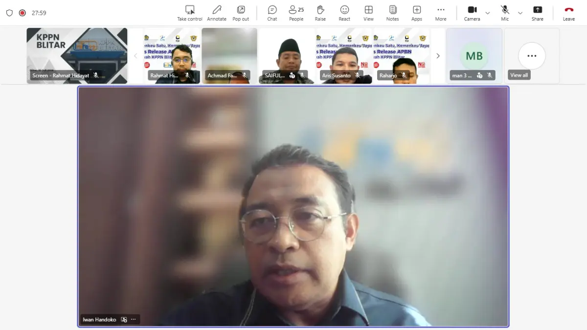 Plt. Kepala Kantor Pelayanan Perbendaharaan Negara Blitar, Iwan Handoko, pada Konferensi Pers APBN Wilayah KPPN Blitar Periode Data s.d. 30 Juni 2026 di Blitar