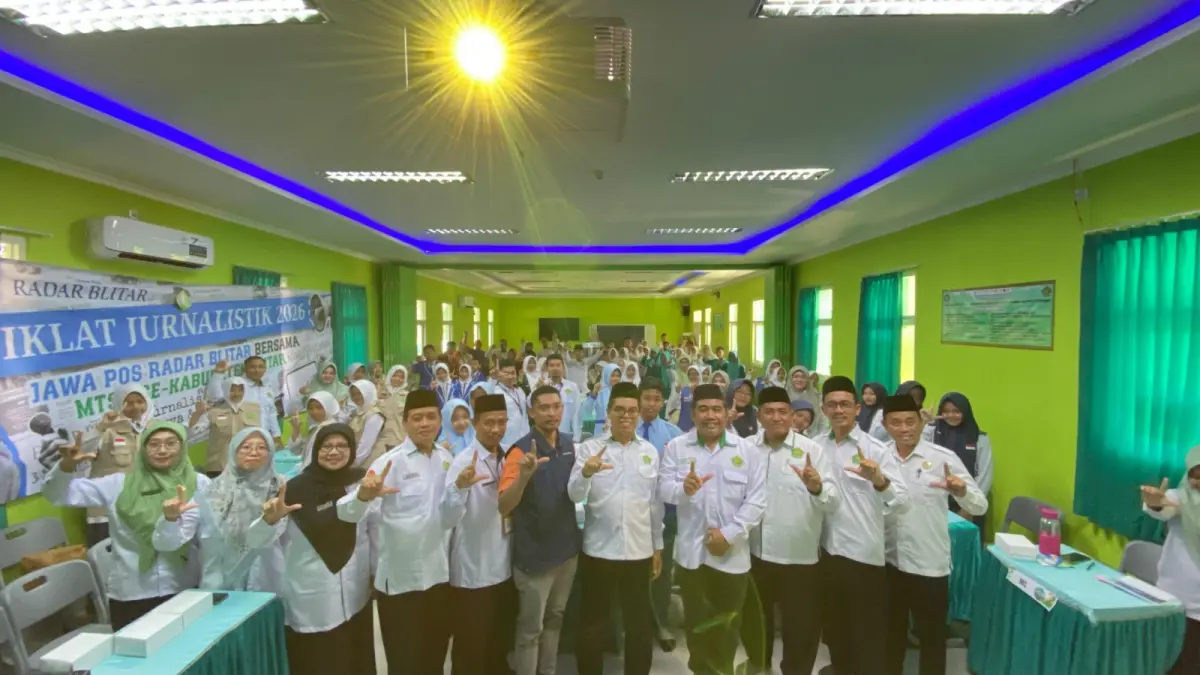 Sejumlah Jurnalis Madrasah Mengikuti Diklat Jurnalistik 2026 di MTsN 2 Blitar, Desa Jeblog, Kecamatan Talun.