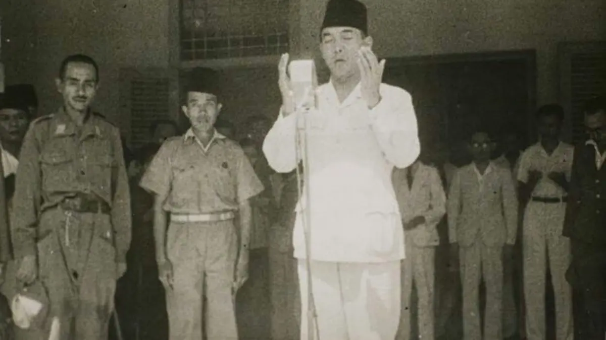 Ulasan pidato Bung Karno di sidang BPUPKI tentang perumusan dasar negara Pancasila, syarat kemerdekaan, hingga konsep dasar gotong royong. (PINTEREST)