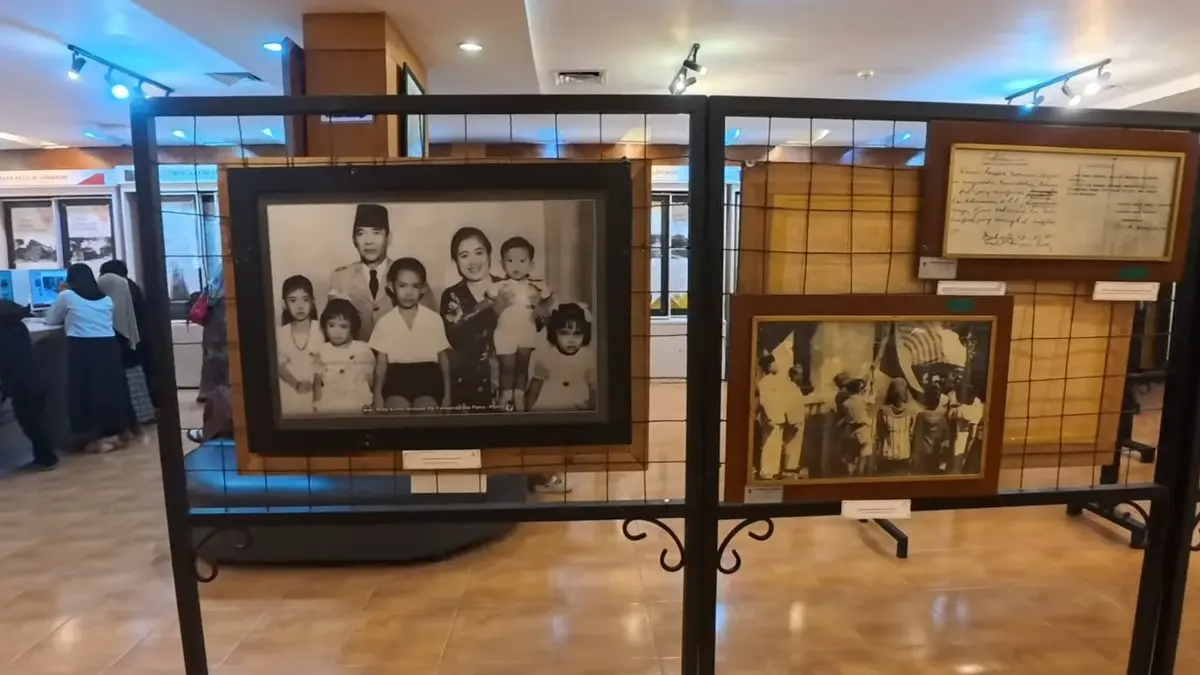 UPT Perpustakaan Proklamator Bung Karno Blitar sediakan fasilitas literasi sejarah, memorabilia, hingga layanan antar buku gratis bagi warga Blitar Raya. (SC YOUTUBE)